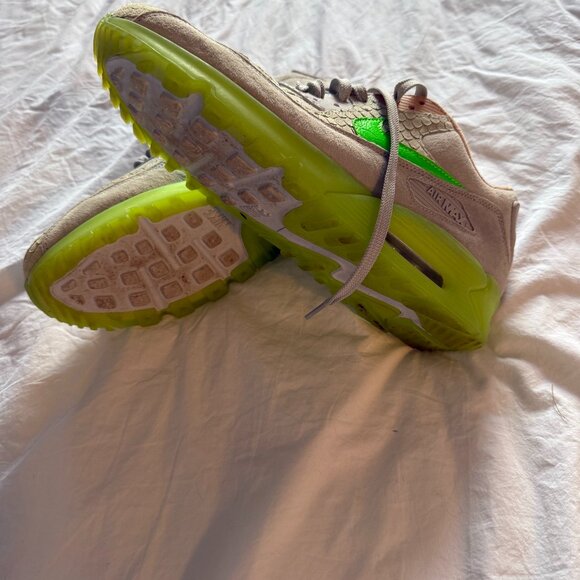 Nike Air Max 90 Premium "New Species" in Gray & Neon Green in Men's Size 11 - Picture 5 of 5